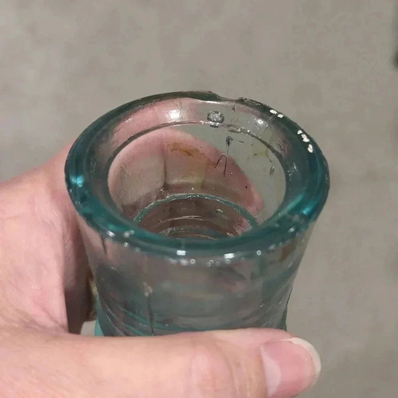 Glass Insulators - Picture 4 of 6